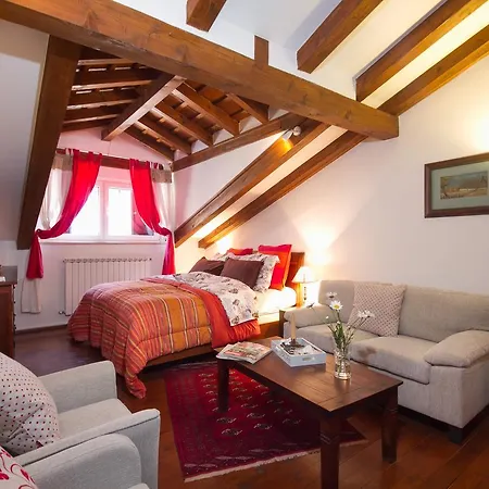 Luxury Orh Affittacamere 4*